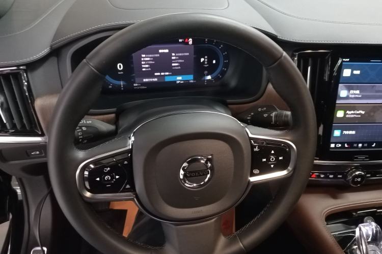 Used Volvo S90 2024 B5 Zhiyuan Luxury Edition