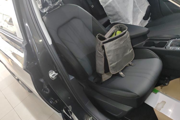 Used Volkswagen Sagitar 
