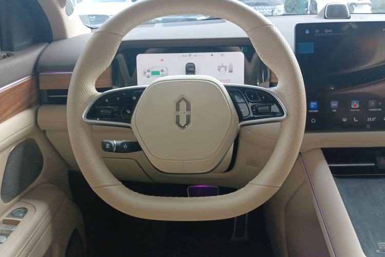 Used Hima AITO M7 2024 1.5T Rear-Drive Plus Version 5 Seats
