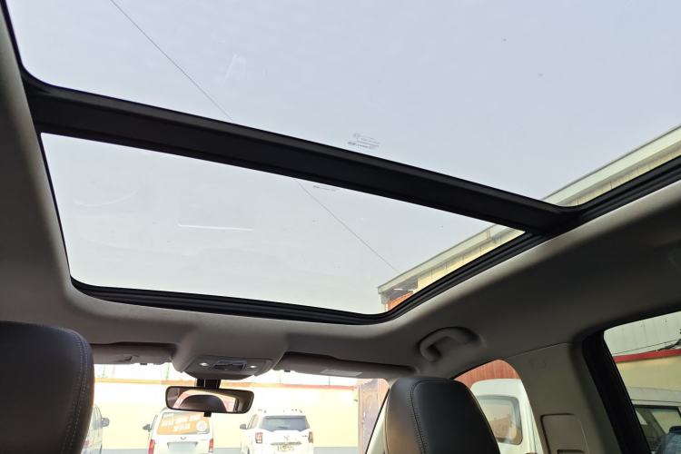 Used BYD Song Pro New Energy 2019 EV High-Power Luxury Model
