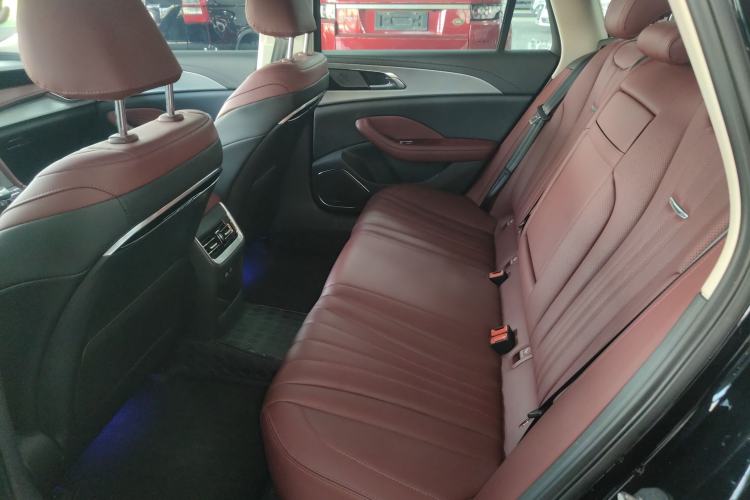 Used Hongqi H5 2024 1.5T DCT Smart Connect Flagship Edition
