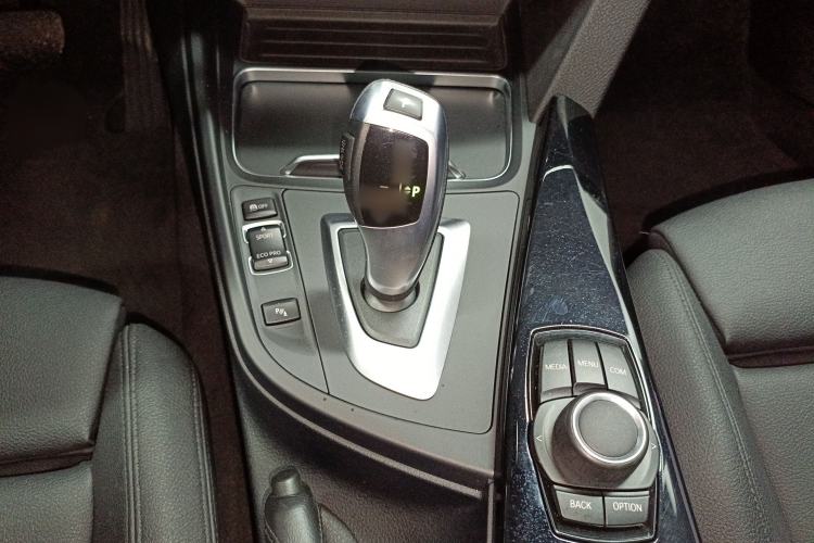 Used BMW 3 Series GT 2018 320i Sport Edition
