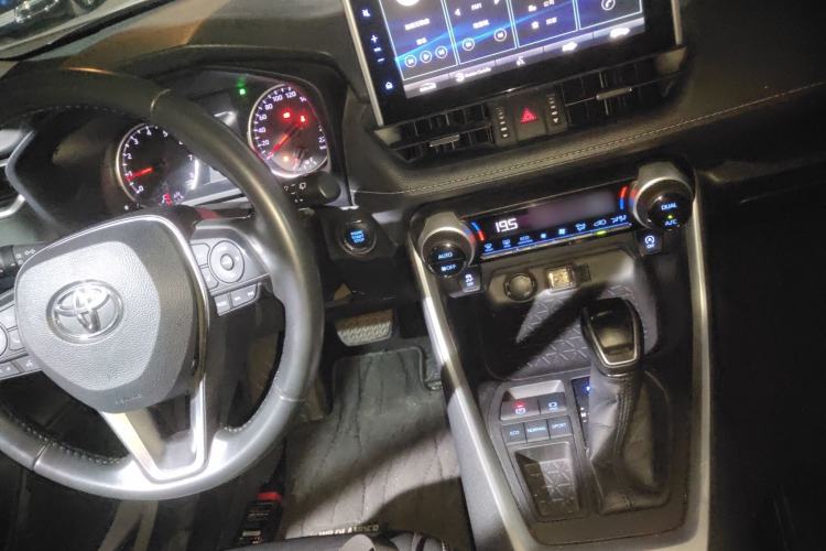 Used Toyota Wildlander 2021 2.0L CVT Two-Wheel Drive Luxury Edition
