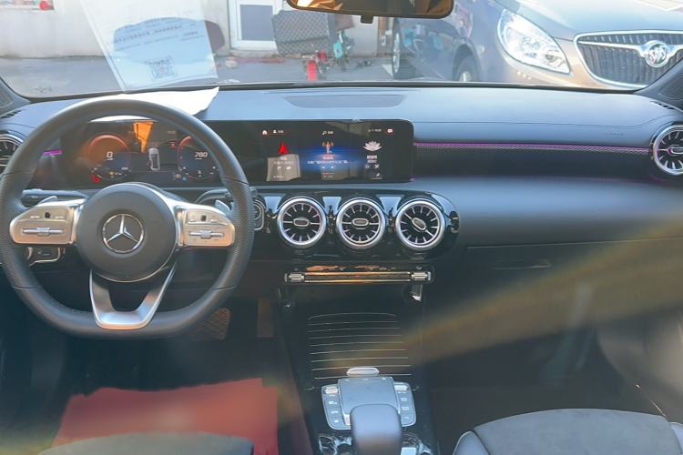 Used Mercedes-Benz A-Class 2021 A 200 L Sport Sedan Fashion Model
