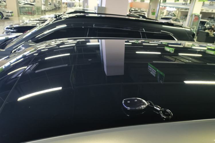 Used  Q07 2025 145 Prestige Edition