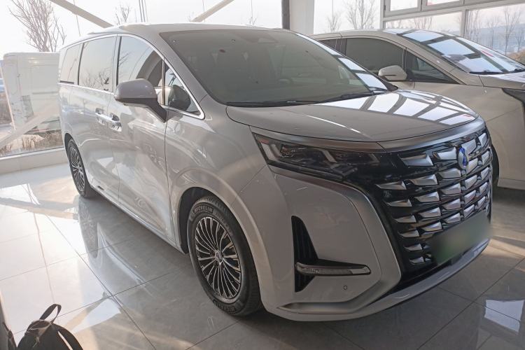 Used Denza D9 2024 DM-i 980 Four-Wheel Drive Prestige Model
