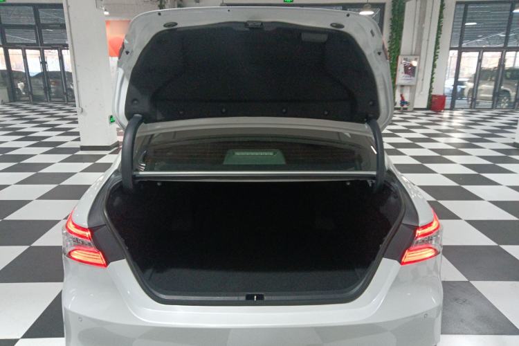 Used Toyota Camry 2021 2.0G Luxury Edition