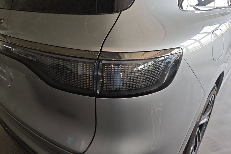 Used Hima AITO M8 2025 Extended-Range Ultra Version 53.4 kWh 5-Seater Edition
