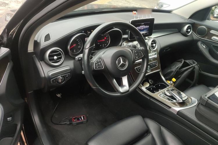 Used Mercedes-Benz C-Class 2015 C 200 L