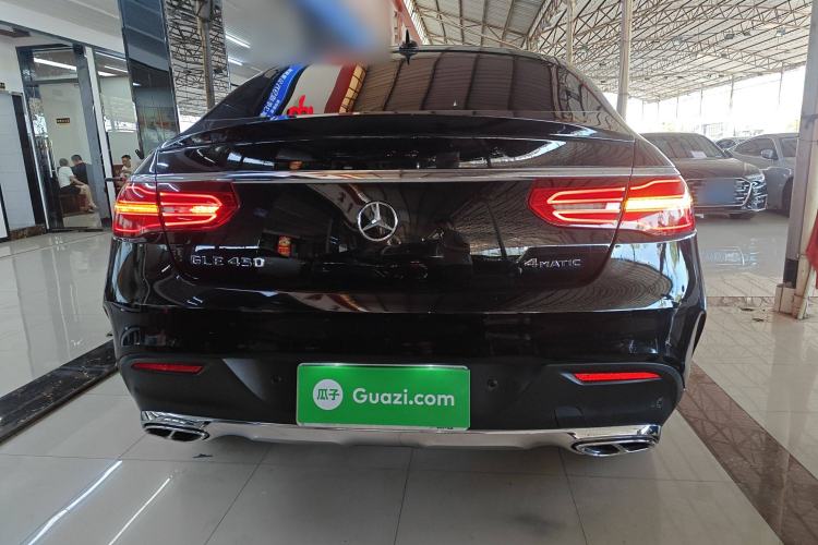 Used Mercedes-Benz GLE Coupe 2017 GLE 400 4MATIC Coupe SUV
