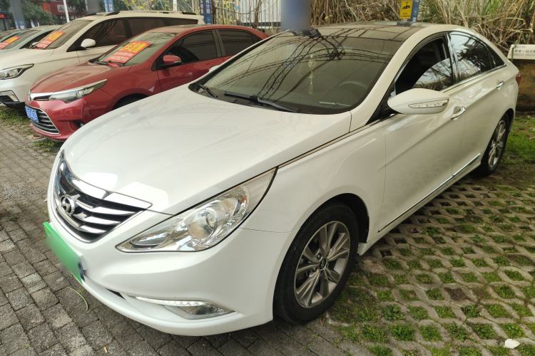 Used Hyundai Sonata 2014 2.0L Automatic Luxury Edition
