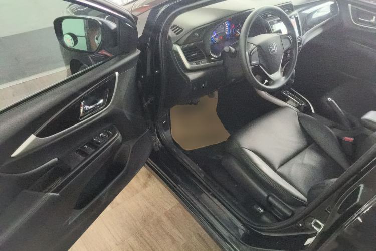 Used Honda Crider 2015 1.8L automatic comfort version