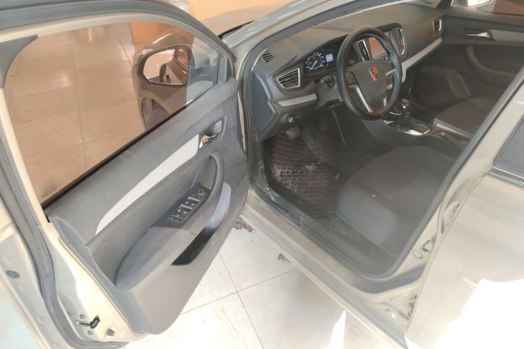 Used Roewe 360 2016 1.5L Automatic Smart Screen Version
