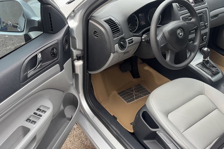 Used Skoda Octavia 2014 1.4TSI DSG Yijun Edition
