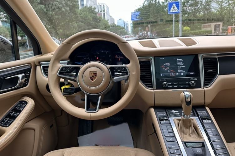 Used Porsche Macan 2017 Macan 2.0T
