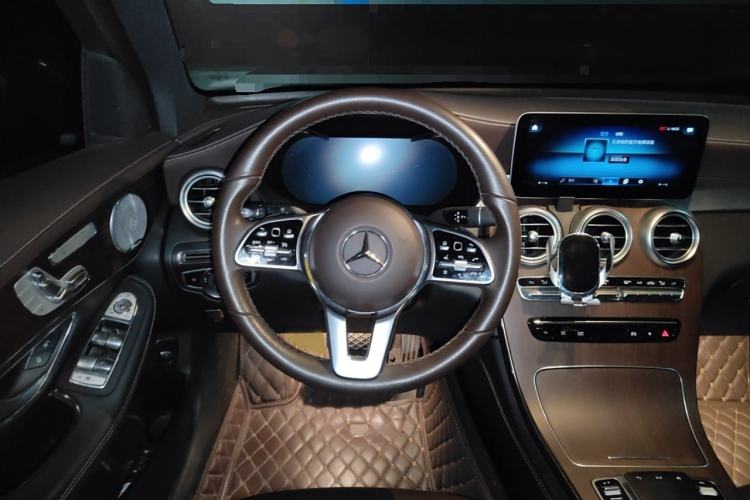 Used Mercedes-Benz GLC 2021 GLC 300 L 4MATIC Dynamic Model