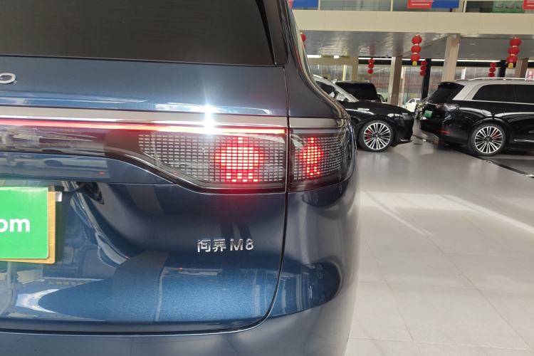 Used Hima AITO M8 2025 Extended-Range Ultra Version 53.4 kWh 6-Seater Edition