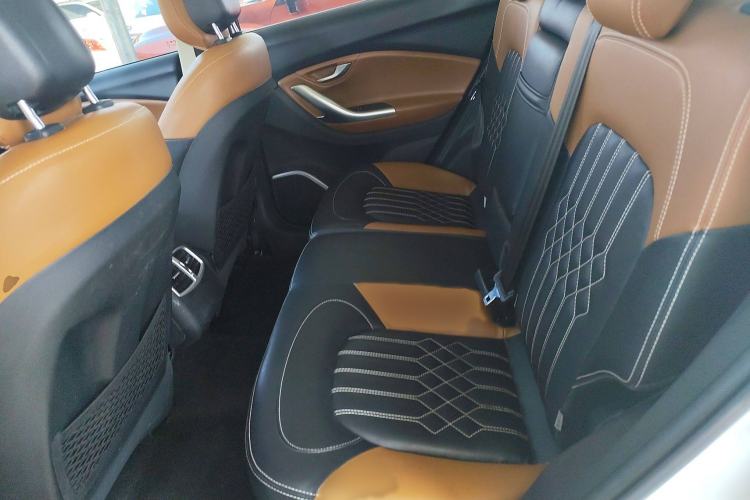 Used Soueast DX7 2018 1.5T Manual Triumph Edition
