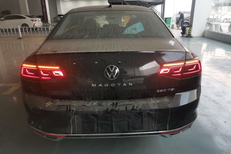 Used Volkswagen Magotan 2025 Zhongxiang Version 280TSI DSG Comfort Edition