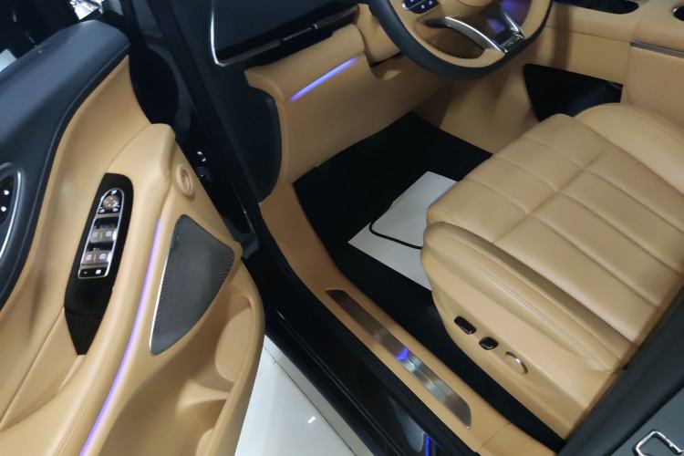 Used VOYAH Dream 2025 PHEV Four-Wheel-Drive Flagship Kunpeng Edition
