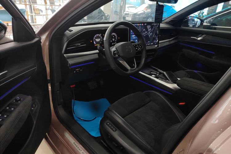 Used Volkswagen Passat 2025 Pro 380TSI Starry Dragon Luxury Edition