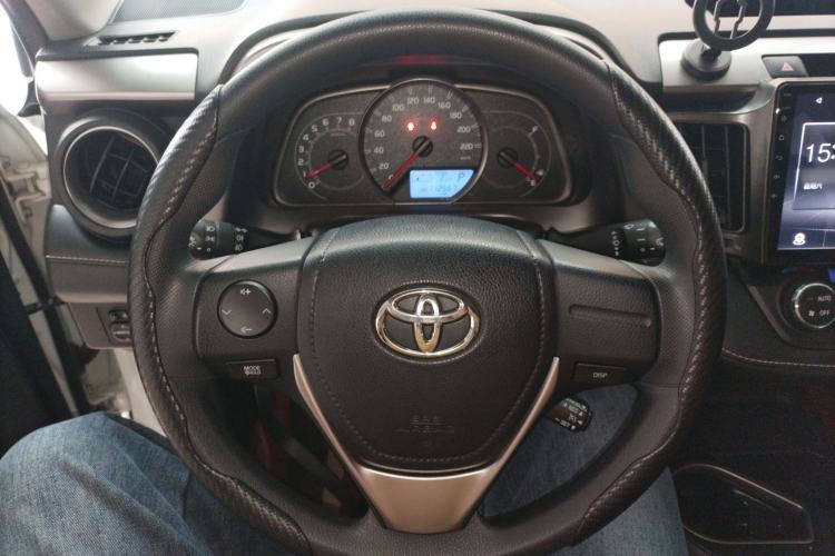 Used Toyota RAV4 2019 2.0L CVT Two-Wheel Drive Pioneer Edition China V Standard