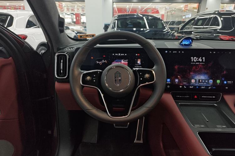 Used Hima AITO M8 2025 Extended-Range Ultra Version 53.4 kWh 5-Seater Edition
