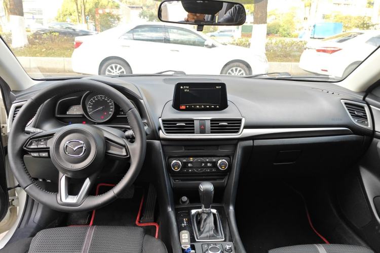 Used Mazda Mazda 3 Axela 2017 Sedan 1.5L Automatic Luxury Model Emission Standard China V