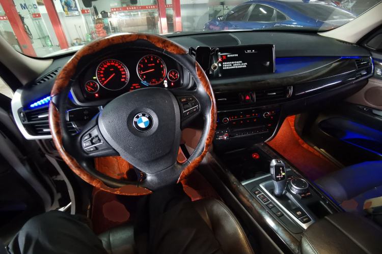 Used BMW X5 2015 xDrive28i
