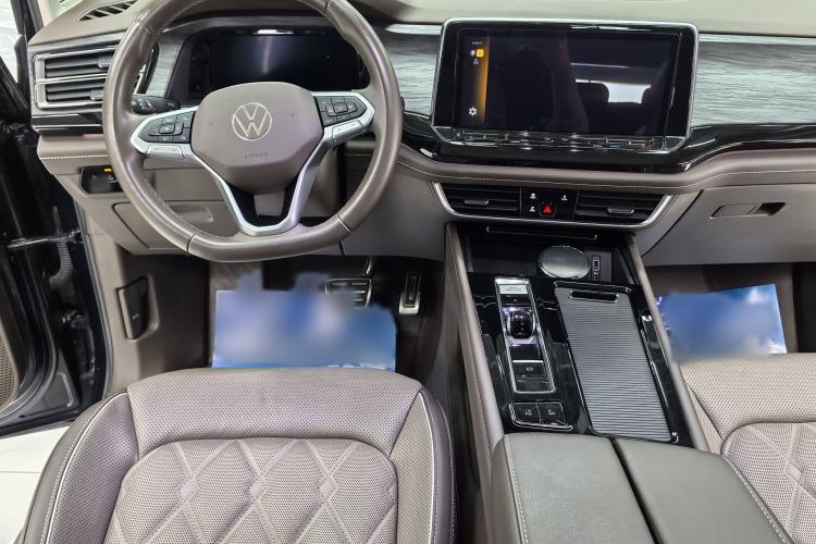 Used Volkswagen Viloran 2023 Revised 380TSI Prestige Edition
