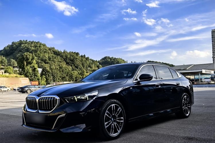 Used BMW 5 Series 2024 530Li Leading Model M Sport Package
