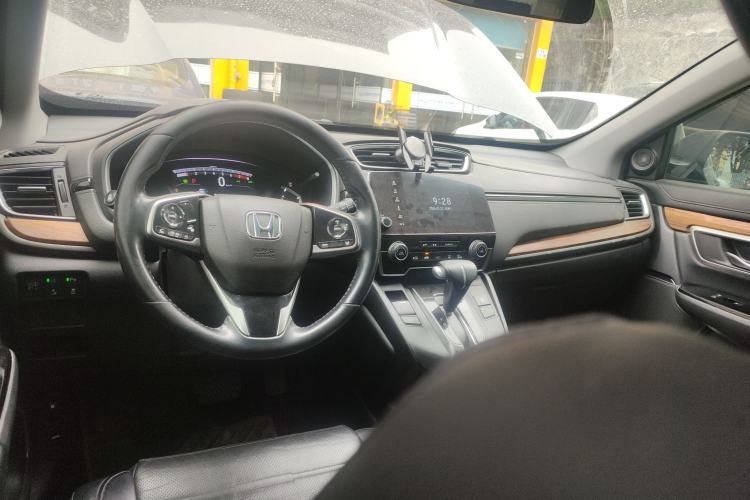 Used Honda CR-V 2021 240TURBO CVT 2WD Fashion Edition
