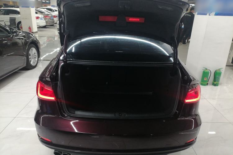 Used Audi A3 2015 Limousine 40 TFSI Automatic Comfort Model
