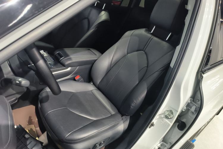 Used Toyota Highlander 2022 Dual-Engine 2.5L Four-Wheel Drive Prestige Version 7 Seats