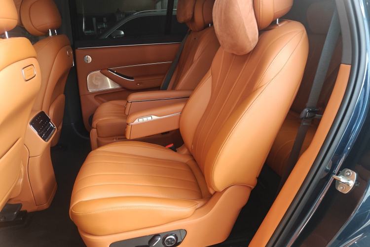 Used Hima AITO M8 2025 Extended-Range Ultra Version 53.4 kWh 6-Seater Edition