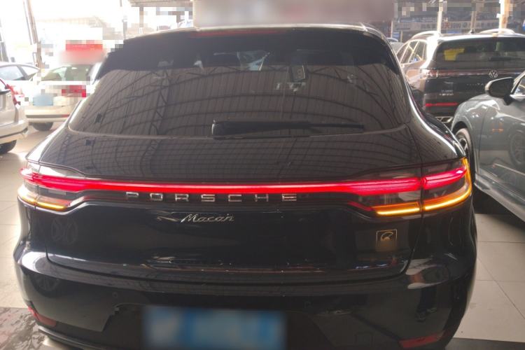 Used Porsche Macan 2021 Macan 2.0T
