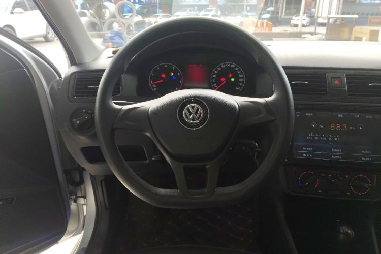 Used Volkswagen Santana 2016 1.6L Automatic Fashion Edition
