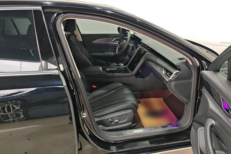 Used Hongqi H5 2023 2.0T Automatic Smart Connect Flagship Edition
