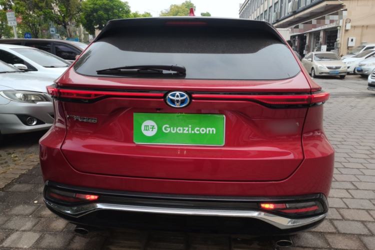 Used Toyota Venza 2022 Dual-Engine 2.5L CVT Two-Wheel Drive Prestige Edition
