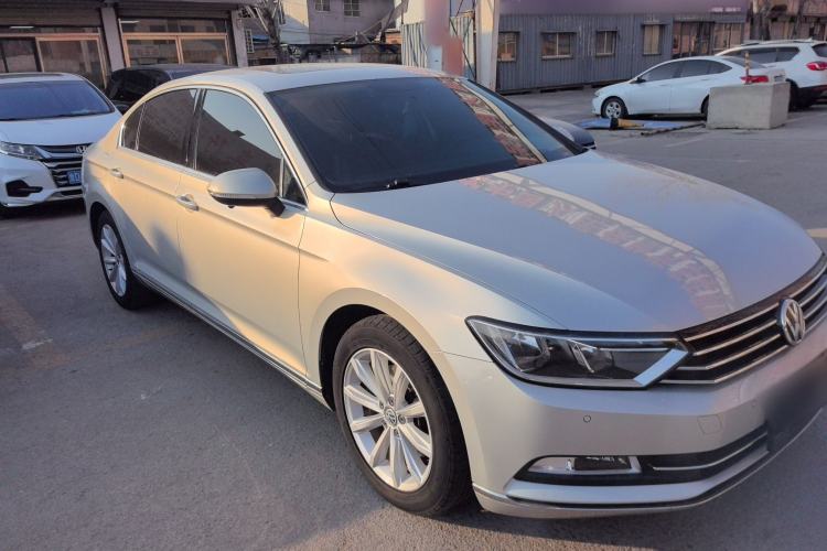 Used Volkswagen Magotan 2018 330TSI DSG Advanced Model
