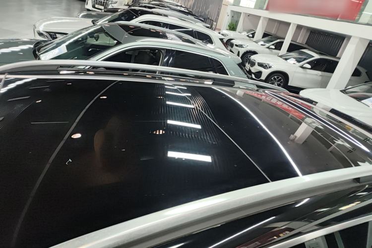 Used Mercedes-Benz GLC 2023 GLC 260 L 4MATIC Luxury Model 5 Seats
