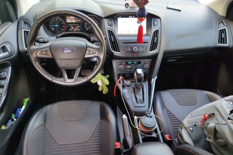 Used Ford Focus 2017 1.5T CTCC White and Black Limited Edition
