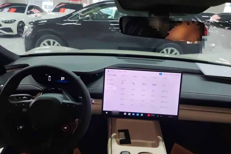 Used  SU7 2024 Rear-Drive Long-Range Intelligent Driving Version
