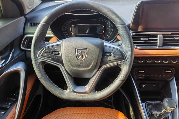 Used Baojun 510 2017 1.5L Manual Luxury Model
