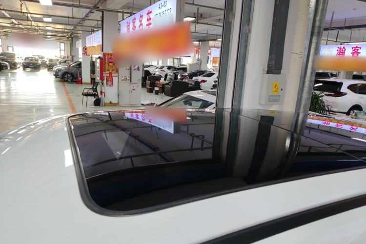 Used Changan UNI-Z New Energy 2024 Blue Whale Smart Electric iDD 125km Excellence Model
