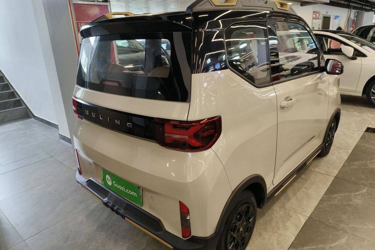 Used Wuling Hongguang MINIEV 2022 GAMEBOY 300km Enthusiast Model with Lithium Iron Phosphate
