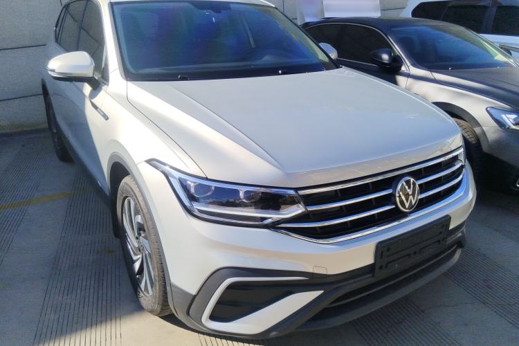 Used Volkswagen Tiguan L 2022 330TSI Automatic Two-Wheel Drive Smart Edition
