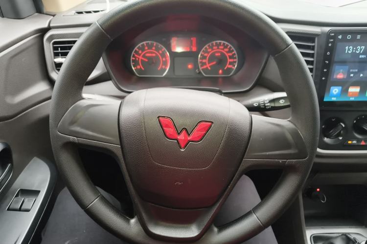 Used Wuling Hongguang V 2022 1.5L Jingqu Edition Electric-Assist LAR
