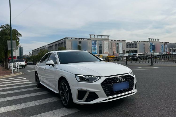 Used Audi A4L 2022 40 TFSI Fashion Dynamic Model
