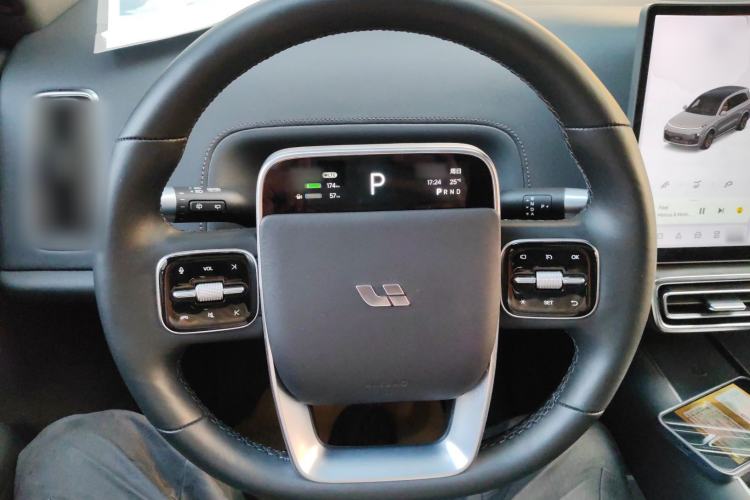 Used Li Auto L8 2023 Pro Model
